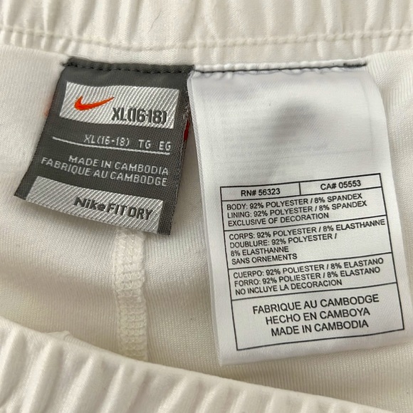 Nike~Skort / Versatile & Athletic - Picture 7 of 12